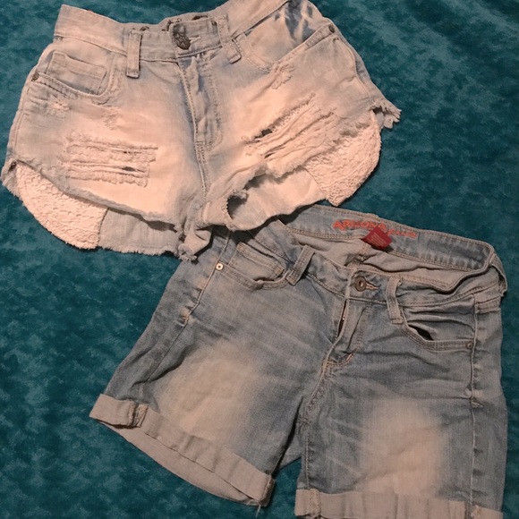Juniors Denim Shorties Bundle-Size 1 - Picture 1 of 14